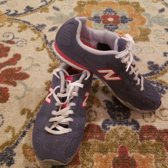 Shoes - Picture 2 of 5